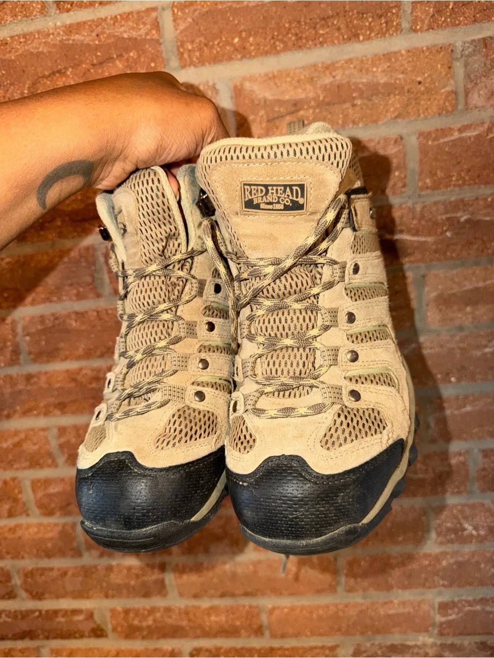Magnum Men's Tan and Black Hiking Boots
